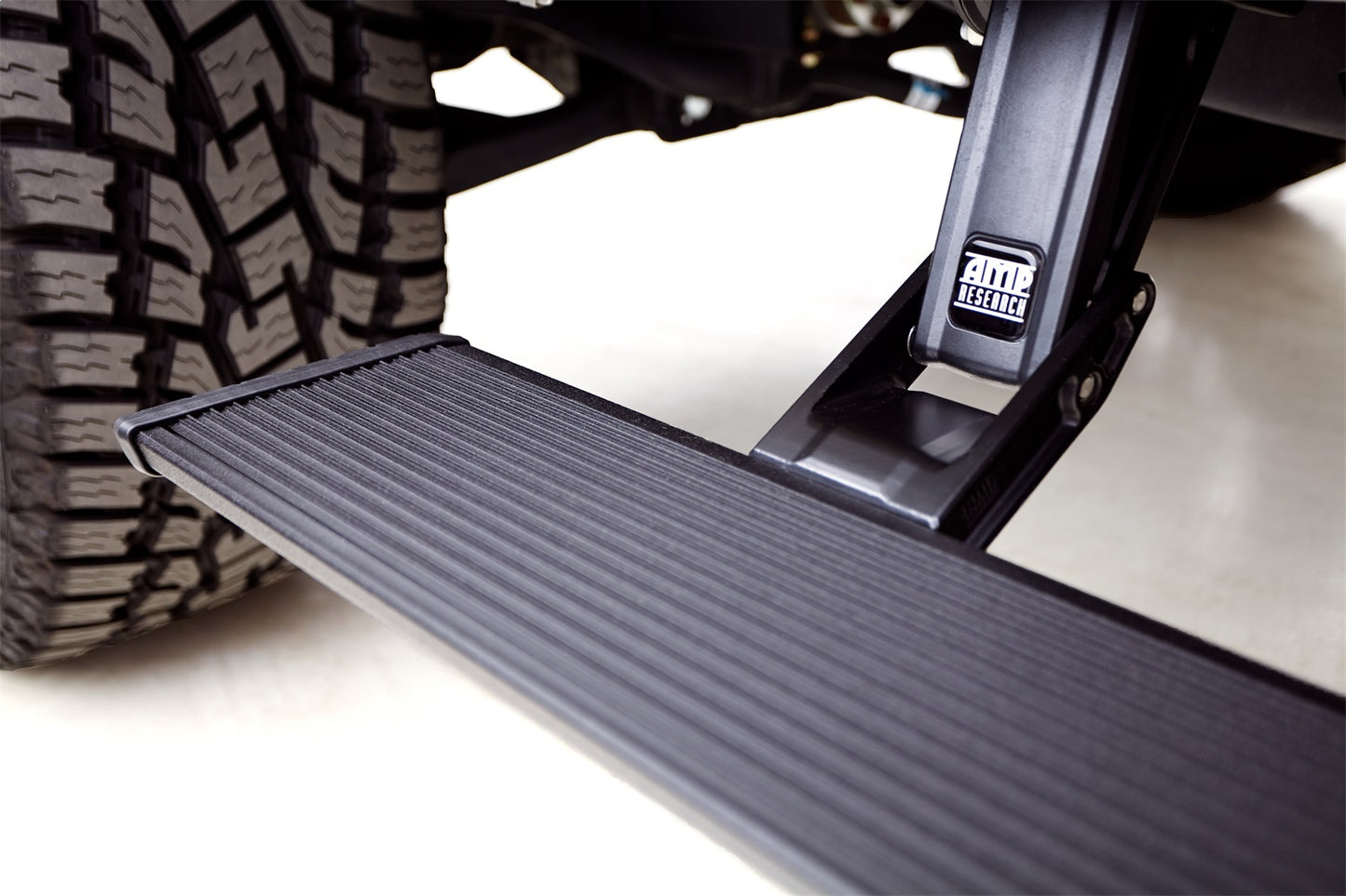 AMP Research 78154-01A PowerStep Xtreme Running Boards Plug N Play System for 2014-2018 Silverado/Sierra 1500 (Incl 2019 Silverado LD/Sierra Limited) 2015-2019 Silverado/Sierra 2500/3500 Excludes Dually Double/Crew Cab
